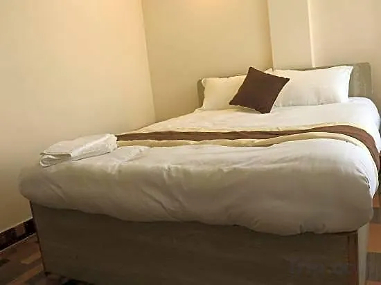 Junction Hotel 2*